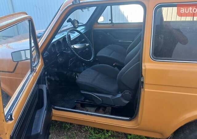 Жовтий ВАЗ 2121 Нива, об'ємом двигуна 1.57 л та пробігом 45 тис. км за 2850 $, фото 9 на Automoto.ua