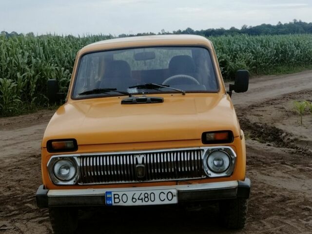Желтый ВАЗ 2121, объемом двигателя 0 л и пробегом 165 тыс. км за 1700 $, фото 2 на Automoto.ua