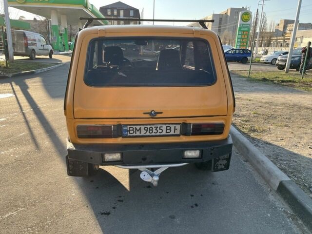 Желтый ВАЗ 2121, объемом двигателя 1.6 л и пробегом 34 тыс. км за 3000 $, фото 9 на Automoto.ua