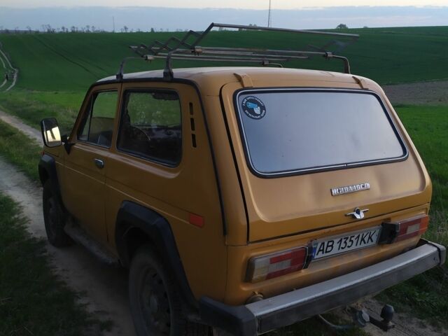 Жовтий ВАЗ 2121, об'ємом двигуна 1.6 л та пробігом 200 тис. км за 1600 $, фото 2 на Automoto.ua