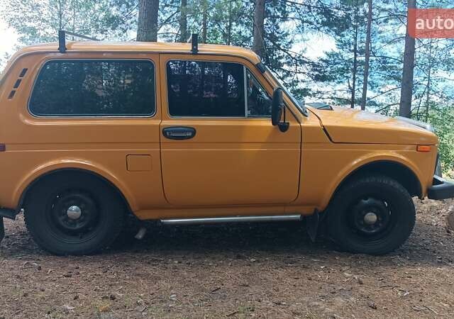 Жовтий ВАЗ 2121 Нива, об'ємом двигуна 1.69 л та пробігом 80 тис. км за 3500 $, фото 4 на Automoto.ua