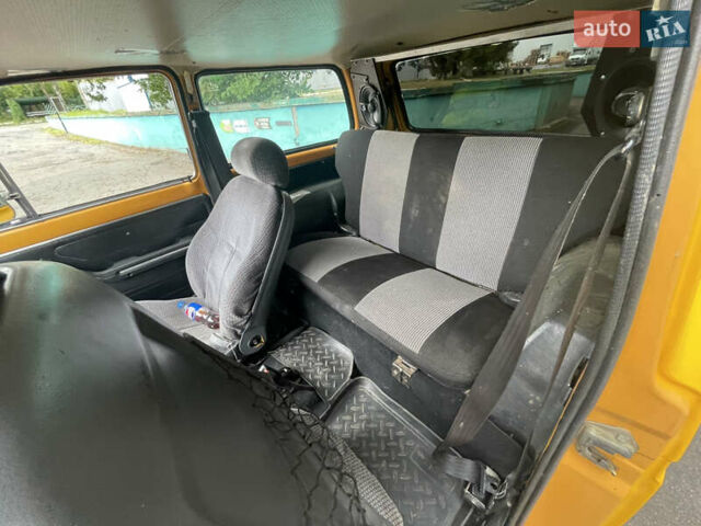 Желтый ВАЗ 2121 Нива, объемом двигателя 1.6 л и пробегом 150 тыс. км за 2850 $, фото 8 на Automoto.ua