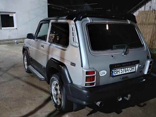 Серый ВАЗ 2121, объемом двигателя 1.7 л и пробегом 155 тыс. км за 3900 $, фото 3 на Automoto.ua