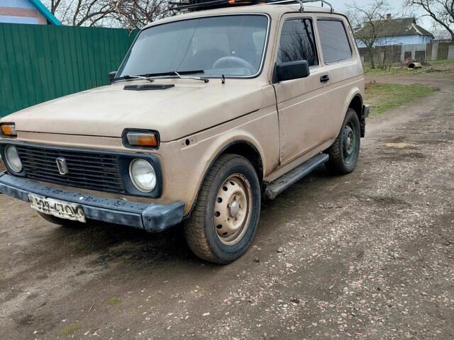 Серый ВАЗ 2121, объемом двигателя 0 л и пробегом 215 тыс. км за 1600 $, фото 11 на Automoto.ua