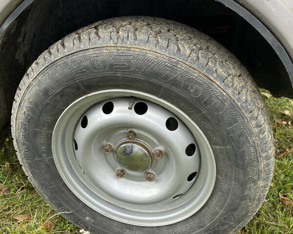 Серый ВАЗ 2121 Нива, объемом двигателя 1.57 л и пробегом 88 тыс. км за 4200 $, фото 7 на Automoto.ua