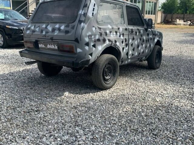 Сірий ВАЗ 2121, об'ємом двигуна 0 л та пробігом 220 тис. км за 889 $, фото 2 на Automoto.ua