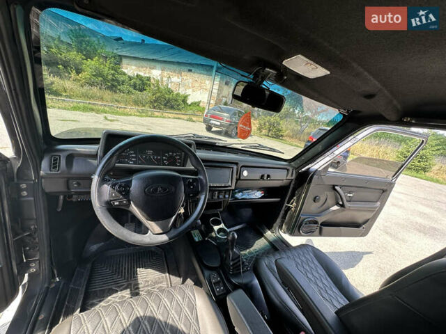 Серый ВАЗ 2121 Нива, объемом двигателя 1.57 л и пробегом 16 тыс. км за 6400 $, фото 8 на Automoto.ua