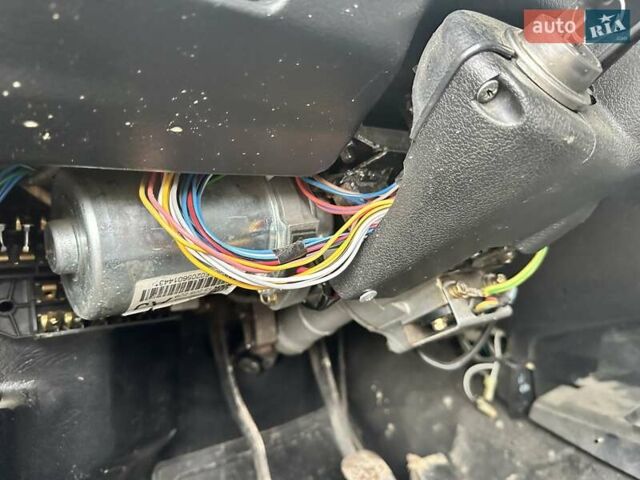 Серый ВАЗ 2121 Нива, объемом двигателя 1.7 л и пробегом 100 тыс. км за 2400 $, фото 10 на Automoto.ua