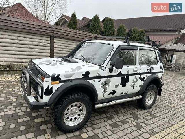 Сірий ВАЗ 2121 Нива, об'ємом двигуна 1.7 л та пробігом 100 тис. км за 2450 $, фото 3 на Automoto.ua