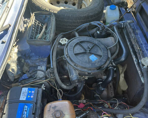 Синий ВАЗ 2121 Нива, объемом двигателя 1.6 л и пробегом 70 тыс. км за 2250 $, фото 12 на Automoto.ua