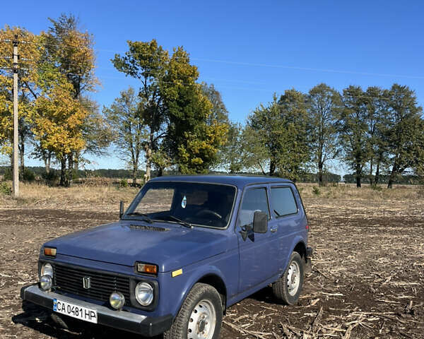 Синий ВАЗ 2121 Нива, объемом двигателя 1.6 л и пробегом 70 тыс. км за 2500 $, фото 1 на Automoto.ua