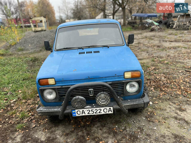Синий ВАЗ 2121 Нива, объемом двигателя 1.57 л и пробегом 75 тыс. км за 1800 $, фото 1 на Automoto.ua