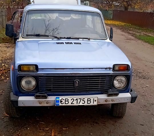 Синий ВАЗ 2121 Нива, объемом двигателя 1.6 л и пробегом 128 тыс. км за 1250 $, фото 2 на Automoto.ua