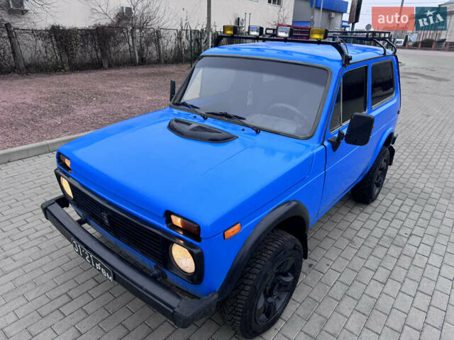 Синий ВАЗ 2121 Нива, объемом двигателя 0 л и пробегом 300 тыс. км за 1600 $, фото 2 на Automoto.ua