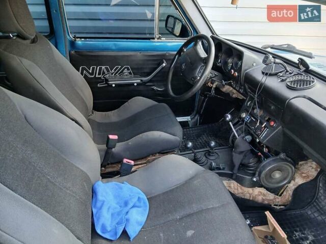 Синій ВАЗ 2121 Нива, об'ємом двигуна 1.45 л та пробігом 647 тис. км за 4000 $, фото 5 на Automoto.ua