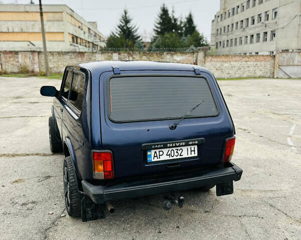 Синий ВАЗ 2121 Нива, объемом двигателя 1.6 л и пробегом 193 тыс. км за 2699 $, фото 6 на Automoto.ua