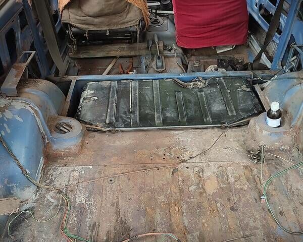 Синий ВАЗ 2121 Нива, объемом двигателя 1.3 л и пробегом 42 тыс. км за 1400 $, фото 6 на Automoto.ua