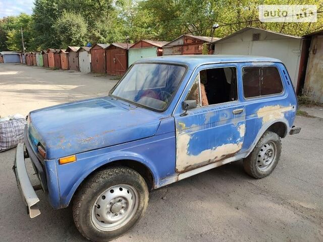 Синий ВАЗ 2121 Нива, объемом двигателя 1.3 л и пробегом 42 тыс. км за 1400 $, фото 3 на Automoto.ua
