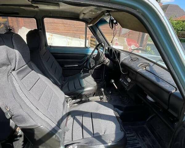 Синий ВАЗ 2121 Нива, объемом двигателя 1.57 л и пробегом 150 тыс. км за 1500 $, фото 4 на Automoto.ua