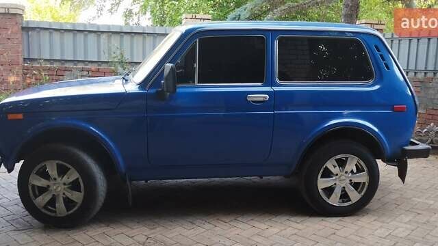 Синій ВАЗ 2121 Нива, об'ємом двигуна 1.57 л та пробігом 138 тис. км за 3000 $, фото 7 на Automoto.ua