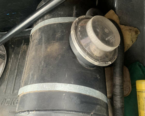 Синий ВАЗ 2121 Нива, объемом двигателя 1.6 л и пробегом 200 тыс. км за 3000 $, фото 8 на Automoto.ua