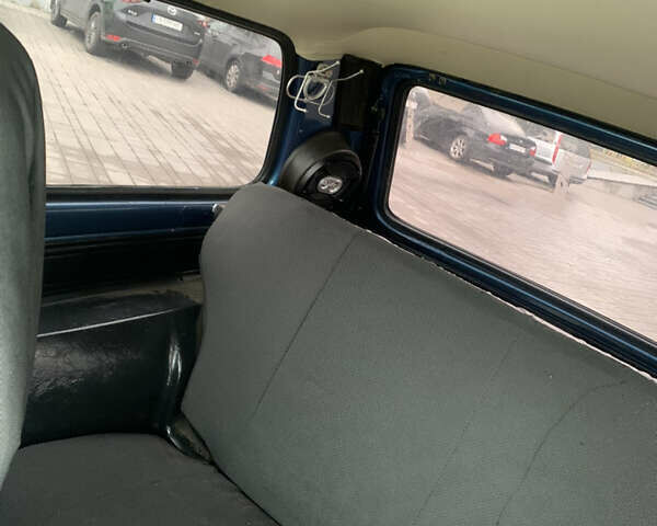 Синий ВАЗ 2121 Нива, объемом двигателя 1.6 л и пробегом 200 тыс. км за 3000 $, фото 12 на Automoto.ua