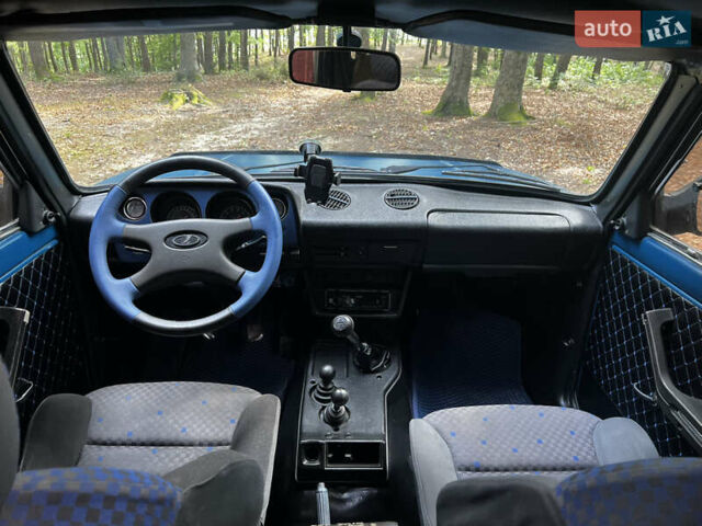 Синій ВАЗ 2121 Нива, об'ємом двигуна 1.6 л та пробігом 500 тис. км за 2500 $, фото 21 на Automoto.ua