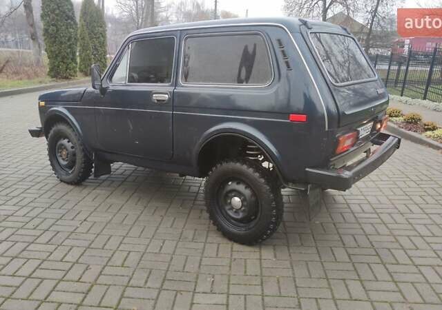 Синий ВАЗ 2121 Нива, объемом двигателя 1.57 л и пробегом 100 тыс. км за 1999 $, фото 4 на Automoto.ua