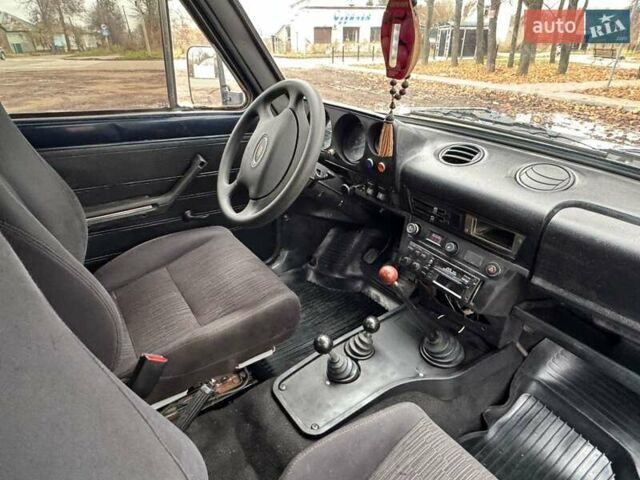 Синий ВАЗ 2121 Нива, объемом двигателя 1.57 л и пробегом 100 тыс. км за 1999 $, фото 12 на Automoto.ua