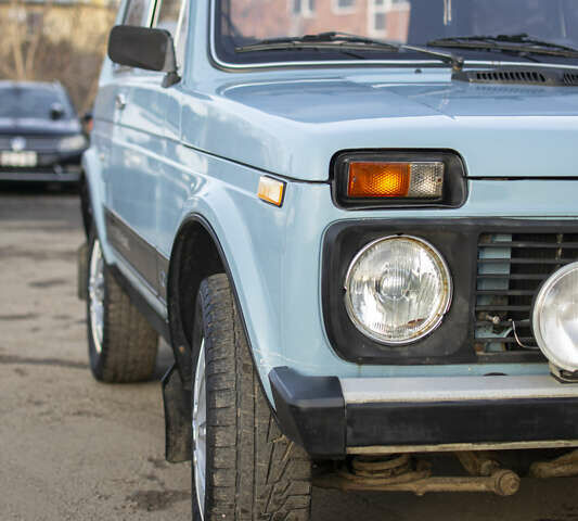 Синий ВАЗ 2121 Нива, объемом двигателя 1.57 л и пробегом 174 тыс. км за 2800 $, фото 9 на Automoto.ua