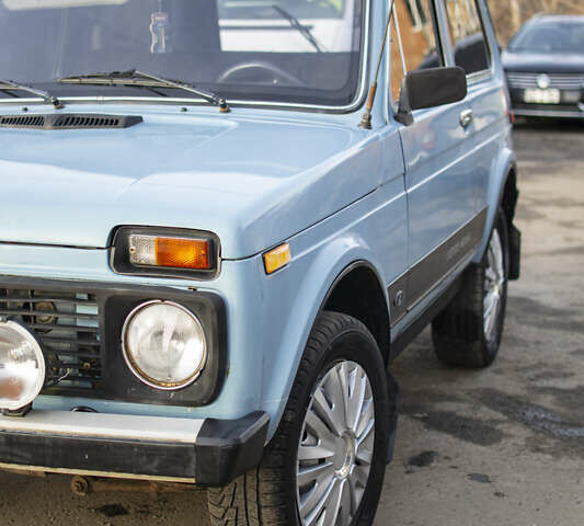 Синий ВАЗ 2121 Нива, объемом двигателя 1.57 л и пробегом 174 тыс. км за 2800 $, фото 12 на Automoto.ua