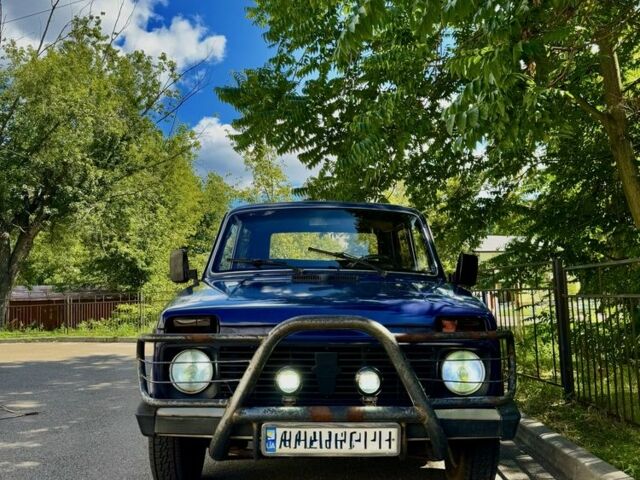 Синий ВАЗ 2121, объемом двигателя 1.6 л и пробегом 100 тыс. км за 1600 $, фото 1 на Automoto.ua