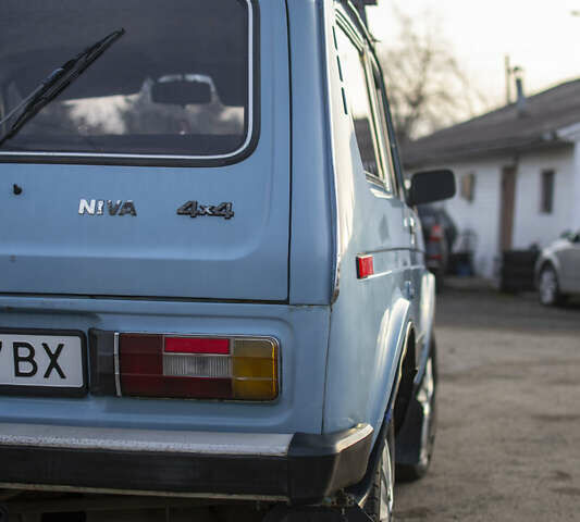 Синий ВАЗ 2121 Нива, объемом двигателя 1.57 л и пробегом 174 тыс. км за 2800 $, фото 8 на Automoto.ua