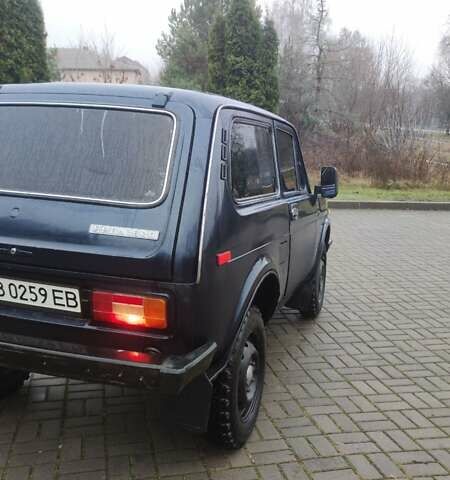 Синий ВАЗ 2121 Нива, объемом двигателя 1.57 л и пробегом 100 тыс. км за 1999 $, фото 10 на Automoto.ua