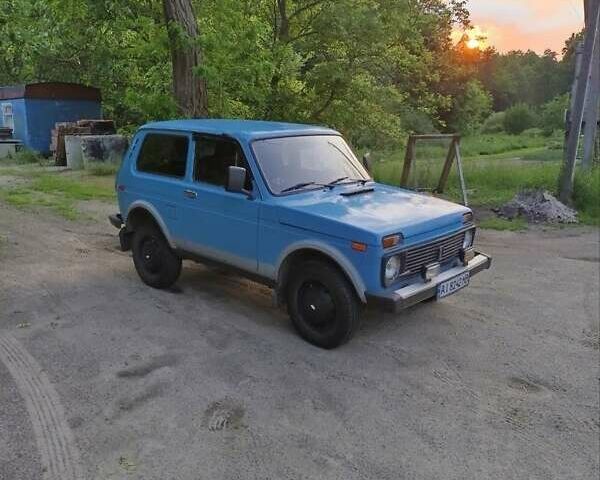 Синий ВАЗ 2121 Нива, объемом двигателя 1.6 л и пробегом 75 тыс. км за 2300 $, фото 1 на Automoto.ua