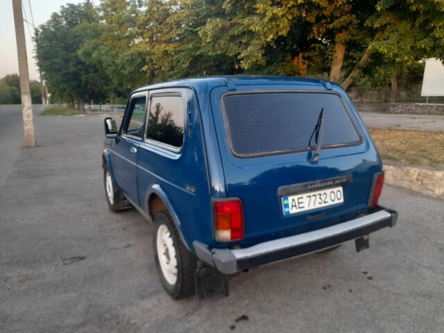 Синий ВАЗ 2121, объемом двигателя 1.7 л и пробегом 150 тыс. км за 2100 $, фото 3 на Automoto.ua