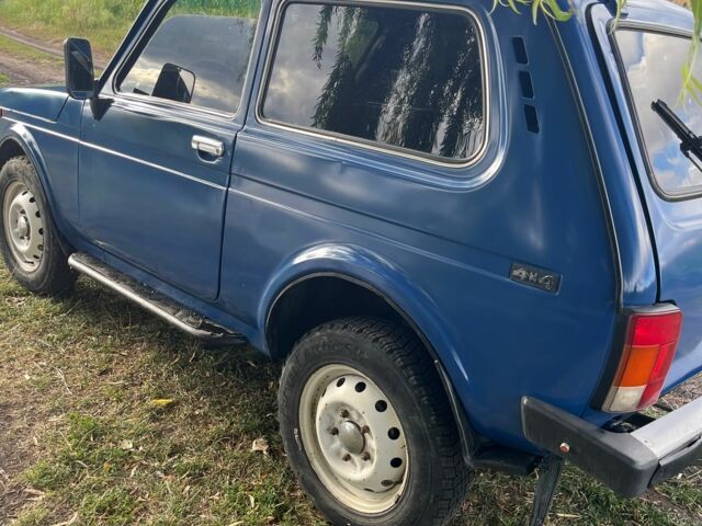 Синий ВАЗ 2121, объемом двигателя 1.7 л и пробегом 95 тыс. км за 3200 $, фото 5 на Automoto.ua