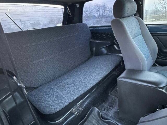 Синий ВАЗ 2121 Нива, объемом двигателя 1.7 л и пробегом 150 тыс. км за 3990 $, фото 13 на Automoto.ua