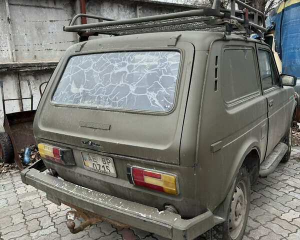 Зеленый ВАЗ 2121 Нива, объемом двигателя 1.6 л и пробегом 1 тыс. км за 1700 $, фото 3 на Automoto.ua