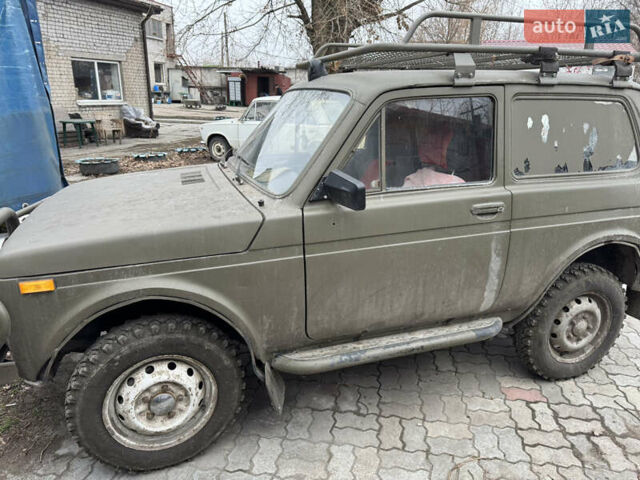Зеленый ВАЗ 2121 Нива, объемом двигателя 1.6 л и пробегом 1 тыс. км за 1700 $, фото 1 на Automoto.ua
