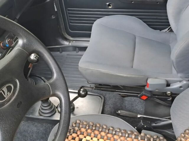 Зелений ВАЗ 2121, об'ємом двигуна 1.6 л та пробігом 150 тис. км за 3000 $, фото 3 на Automoto.ua