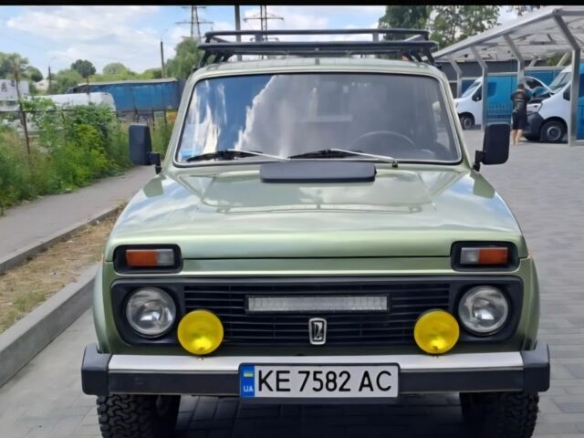 Зелений ВАЗ 2121, об'ємом двигуна 1.6 л та пробігом 150 тис. км за 3000 $, фото 11 на Automoto.ua