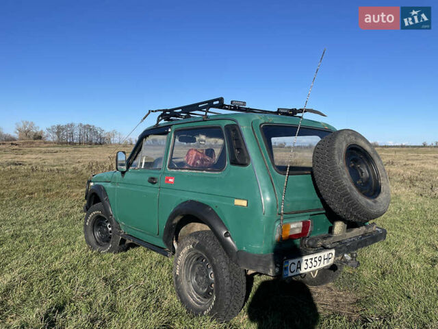 Зеленый ВАЗ 2121 Нива, объемом двигателя 1.9 л и пробегом 48 тыс. км за 4700 $, фото 1 на Automoto.ua