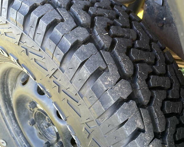 Зеленый ВАЗ 2121 Нива, объемом двигателя 1.9 л и пробегом 48 тыс. км за 4700 $, фото 5 на Automoto.ua