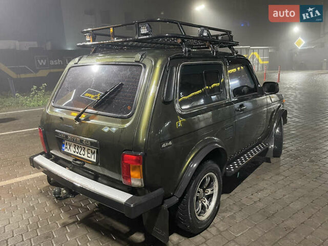Зеленый ВАЗ 2121 Нива, объемом двигателя 1.57 л и пробегом 35 тыс. км за 3700 $, фото 1 на Automoto.ua