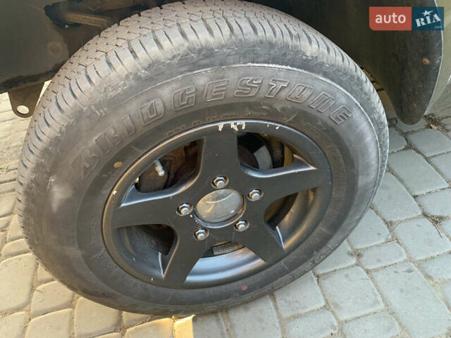 Зеленый ВАЗ 2121 Нива, объемом двигателя 1.6 л и пробегом 85 тыс. км за 2600 $, фото 5 на Automoto.ua