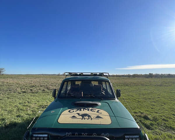 Зеленый ВАЗ 2121 Нива, объемом двигателя 1.9 л и пробегом 48 тыс. км за 4700 $, фото 9 на Automoto.ua