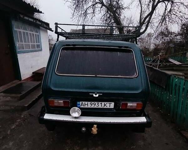 Зеленый ВАЗ 2121 Нива, объемом двигателя 1.69 л и пробегом 48 тыс. км за 2560 $, фото 1 на Automoto.ua