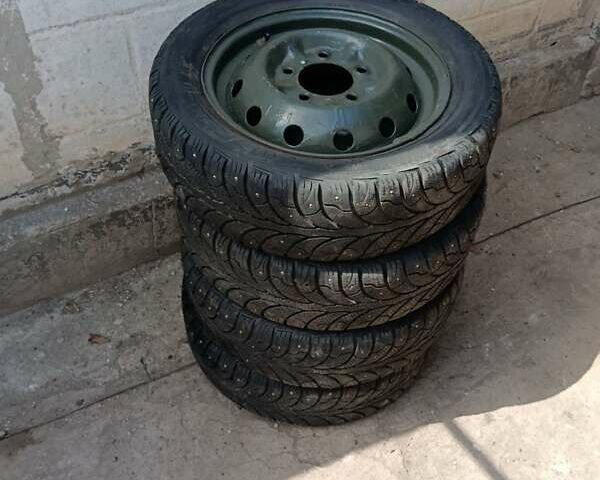 Зеленый ВАЗ 2121 Нива, объемом двигателя 1.69 л и пробегом 48 тыс. км за 2560 $, фото 12 на Automoto.ua