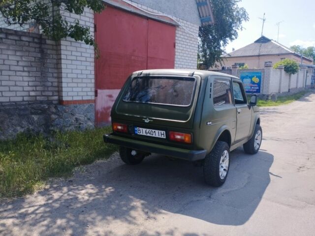 Зеленый ВАЗ 2121, объемом двигателя 1.6 л и пробегом 1 тыс. км за 110000 $, фото 3 на Automoto.ua